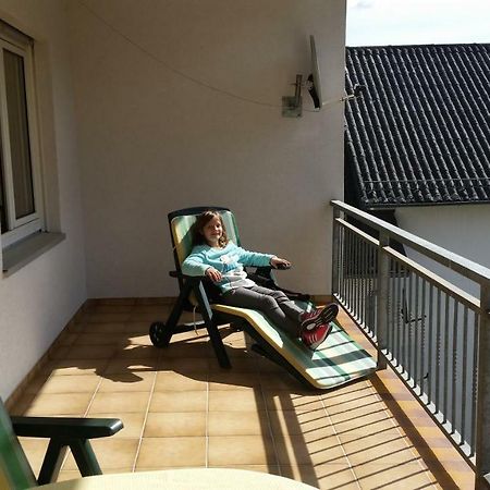 Am Kirbach Leilighet Waldsolms Eksteriør bilde
